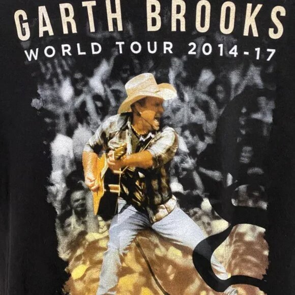 Garth Brooks World Tour 2014-17 T-Shirt Men Size M Concert Tee TULTEX ITEM 2 - Picture 6 of 6